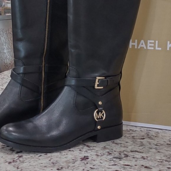 Micheal Kor's Preston Two Tone Leather Boot - Picture 3 of 9